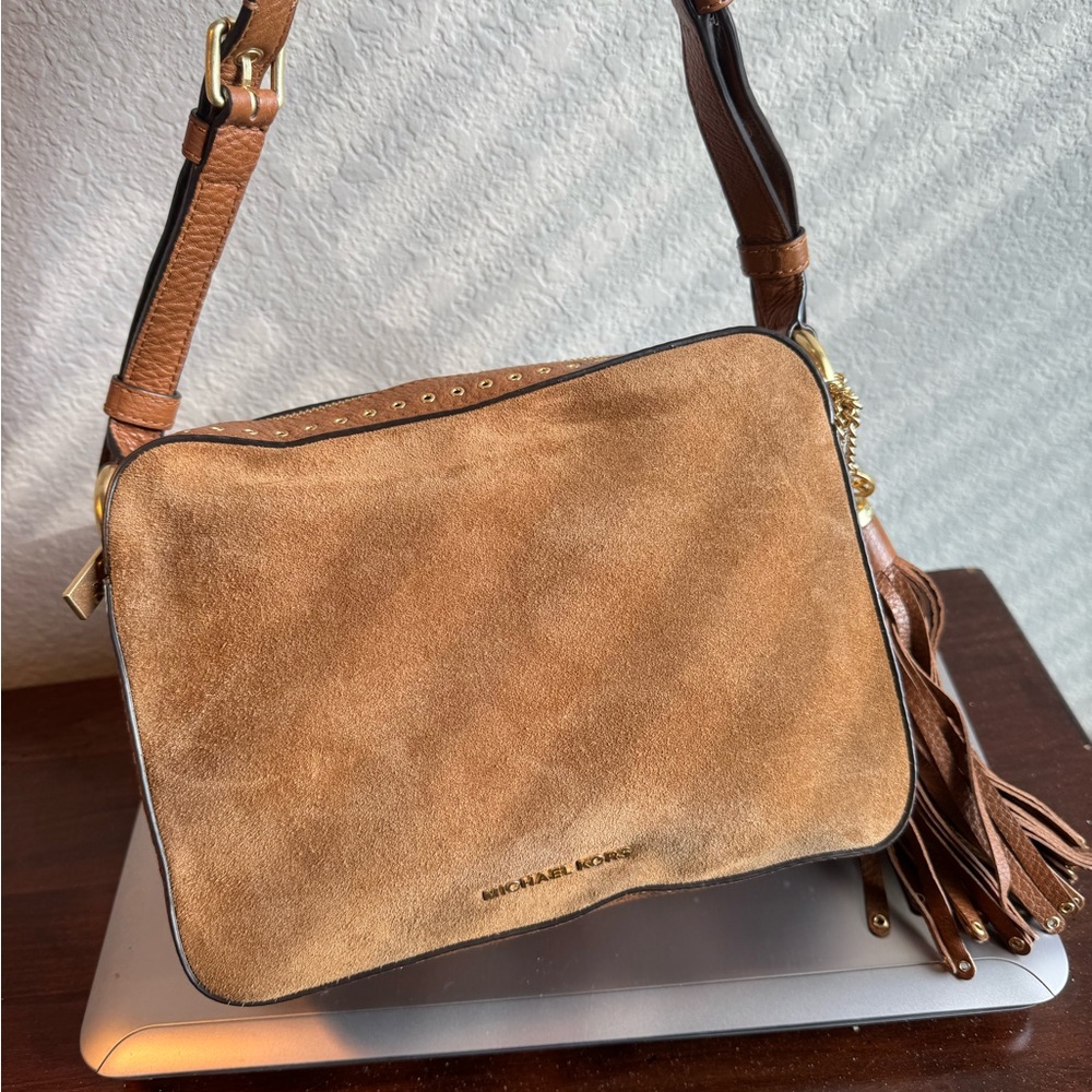 Michael Kors, Brooklyn, Suede Large Camera Bag.